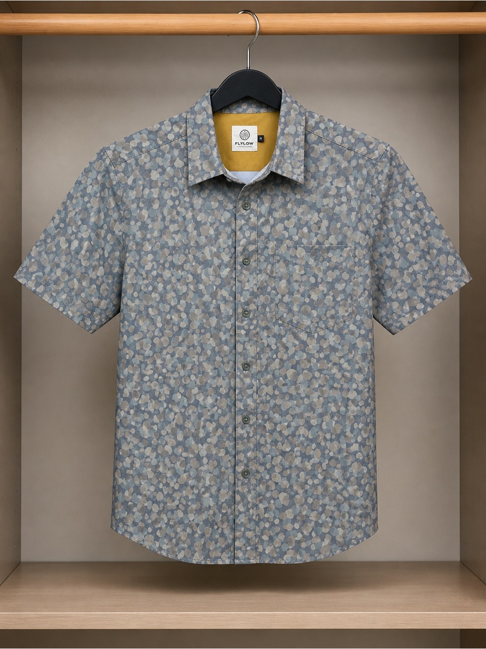 Flylow Short Sleeve Button Down Shirt Pebble Print Men’s Small